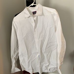 Men’s Untuckit shirt